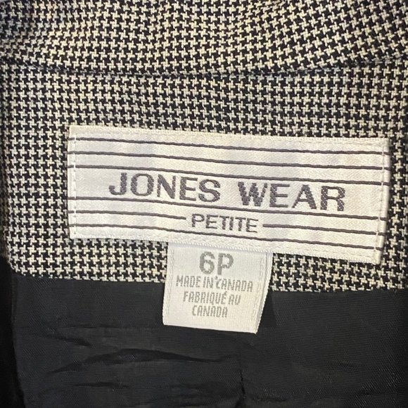 Jones Wear Gingham Button Blazer - Picture 2 of 4